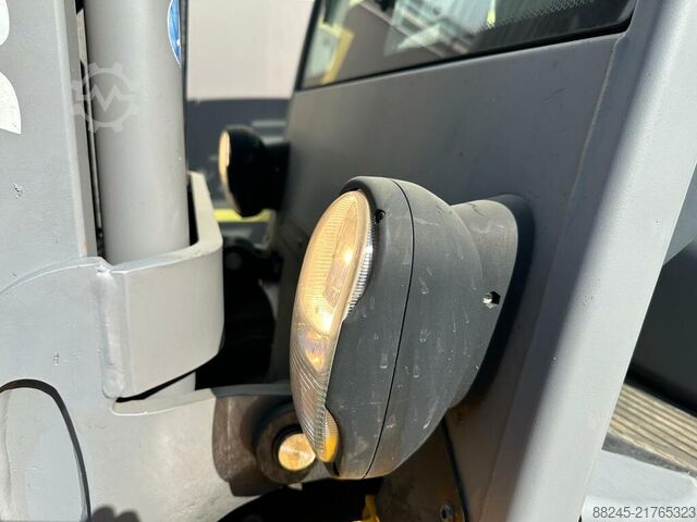 VS-22836 LPG Forklift Jungheinrich TFG 430 JUNGHEINRICH TFG 430