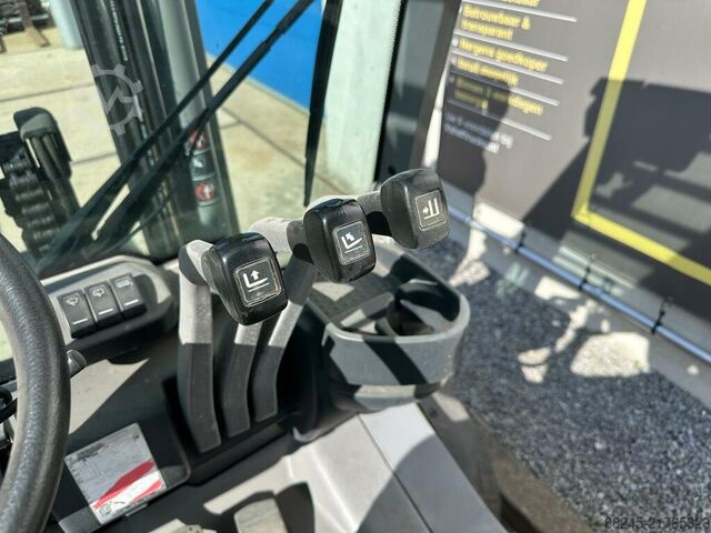 VS-22836 LPG Forklift Jungheinrich TFG 430 JUNGHEINRICH TFG 430