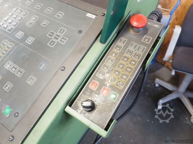 CNC universal milling machine Maho MH700 C