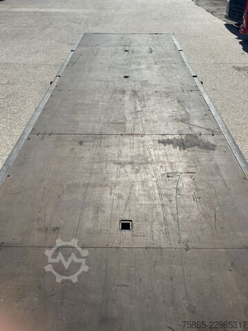 Flatbed Schmitz Cargobull SCB S3T / Plateau - Flat Bed / Disk Brakes / Sw...
