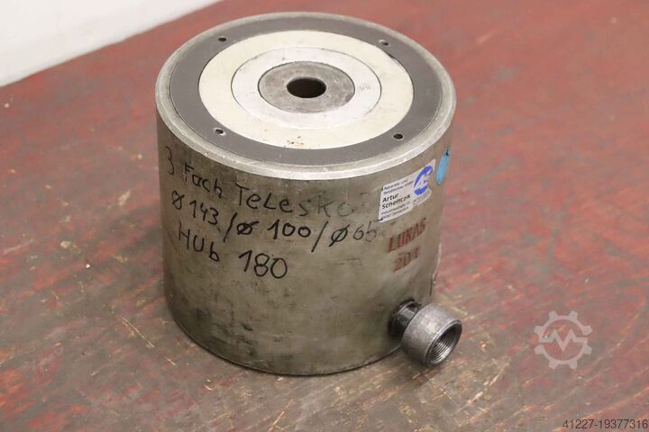 Short-stroke heavy-duty cylinder 20 t Lukas FH HP20/T180