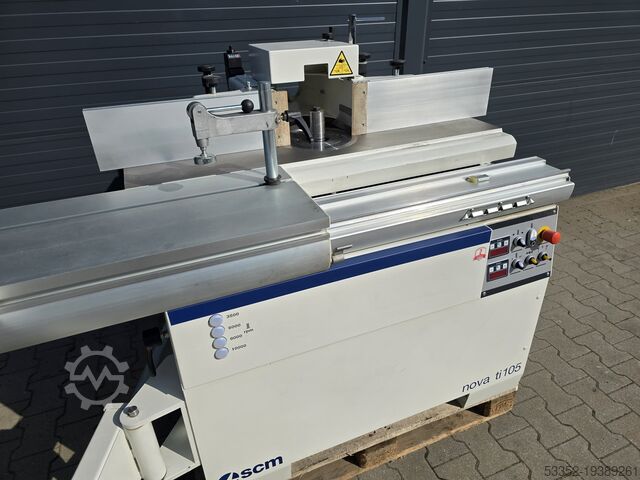 Milling machine with tilting spindle SCM nova ti 105