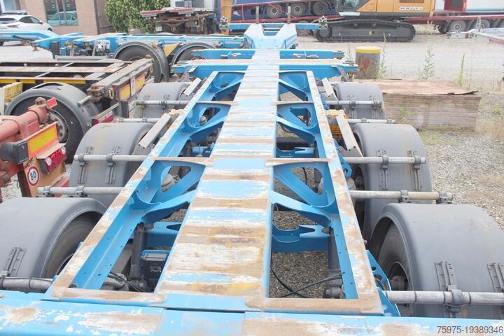 Sattelauflieger mit Wechselbrücke dtec semirimorchi portacontainer allungabili