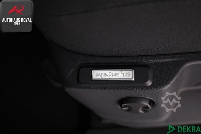 Panel van Volkswagen Caddy 1.5 TSI KASTEN STANDHEIZ,KLIMA,CARPLAY,PDC