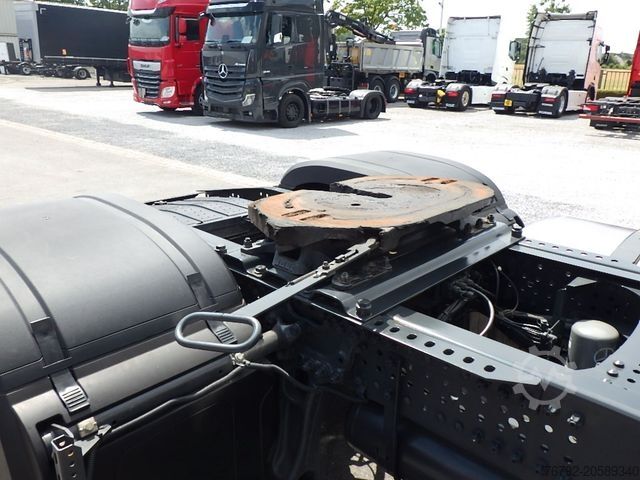 Standard tractor unit MERCEDES-BENZ 1848 LS BigSpace/Öl-Ret./Safety/Standklima/77tkm