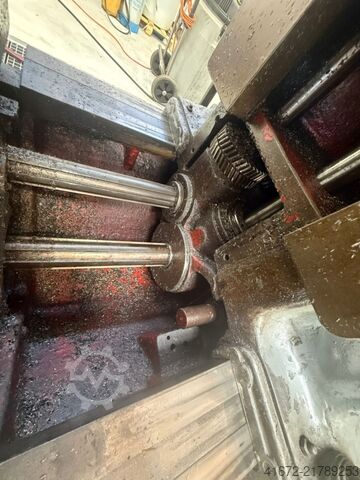 Gear Hobbing Machine - Vertical Volman FO-6