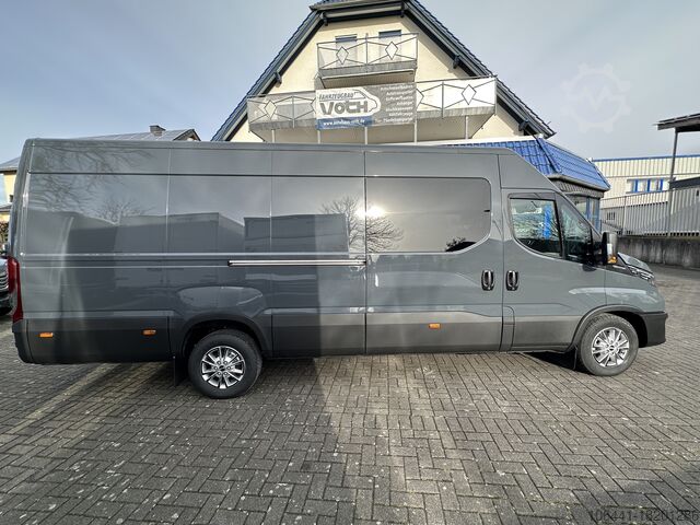 Transporter with crew cab IVECO Daily 35S18 L5H3 Hi-Matic/Doka /Mixto