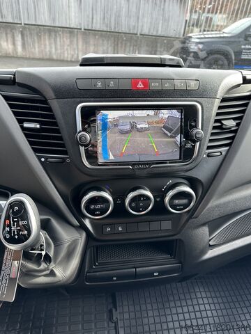 Transporter with crew cab IVECO Daily 35S18 L5H3 Hi-Matic/Doka /Mixto