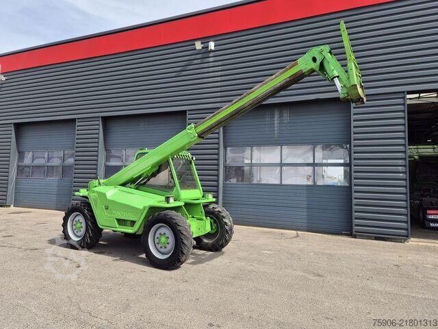 Teleskoparmstapler Merlo P27.7 EVN