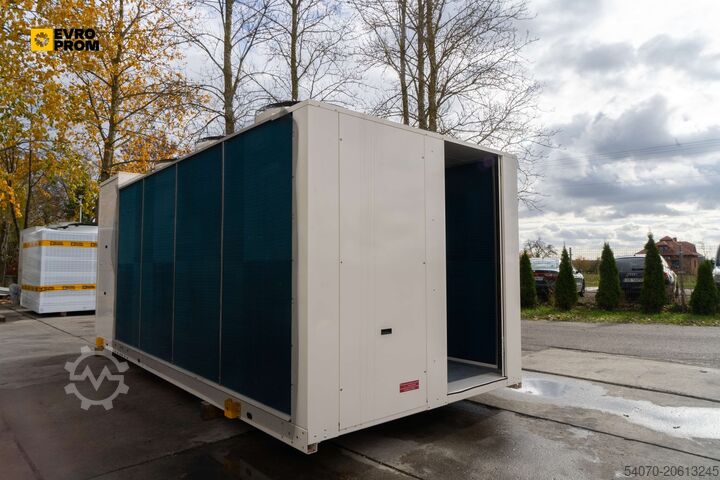 Chiller New Aircooled chiller CLIVET WSAT XEM 120.4 330.4 KW. 2025 yom