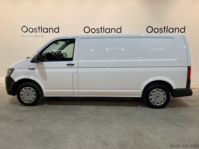 Box van Volkswagen Transporter 2.0 TDI L2H1 150 PK 4Motion 4x4 / S...