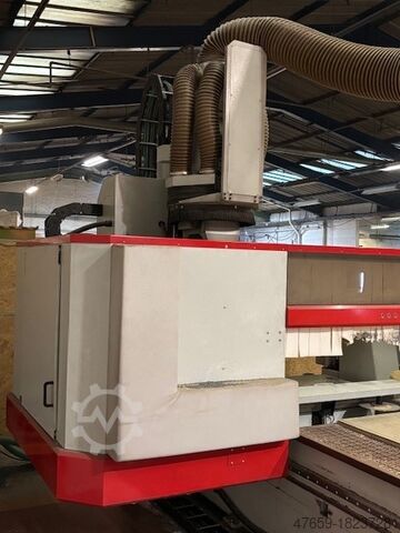 CNC Machining Centre for SIPS Panels Cosmec Conquest 515