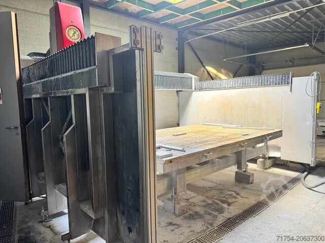 Monoblock-Brückensäge mit 5 Achsen HELIOS CUT 500