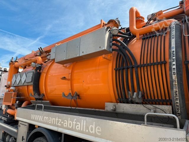 Vacuum tank truck MERCEDES-BENZ 2643 6x2 Kanalreiniger Kombi MÜLLER