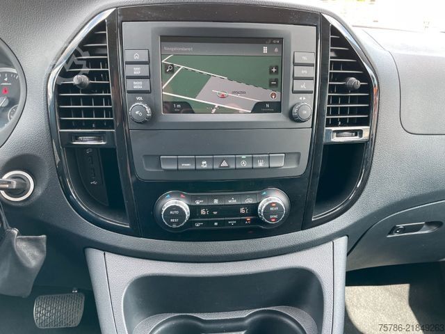 Minibus MERCEDES-BENZ Vito 119 CDI Tourer Select 4x4/ 7 Sitze/ 2x AC