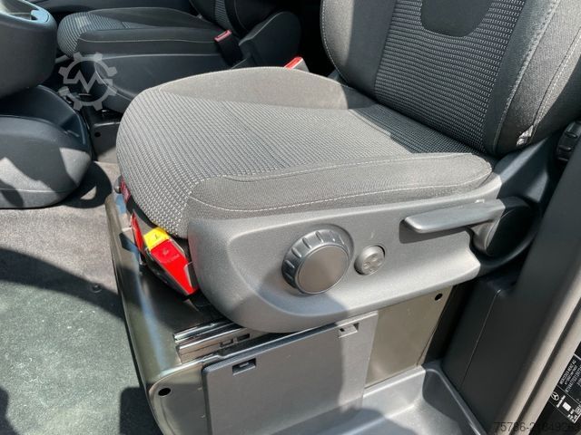 Minibus MERCEDES-BENZ Vito 119 CDI Tourer Select 4x4/ 7 Sitze/ 2x AC
