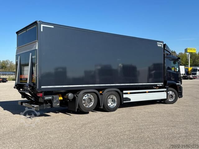 Box truck  eActros 400 L