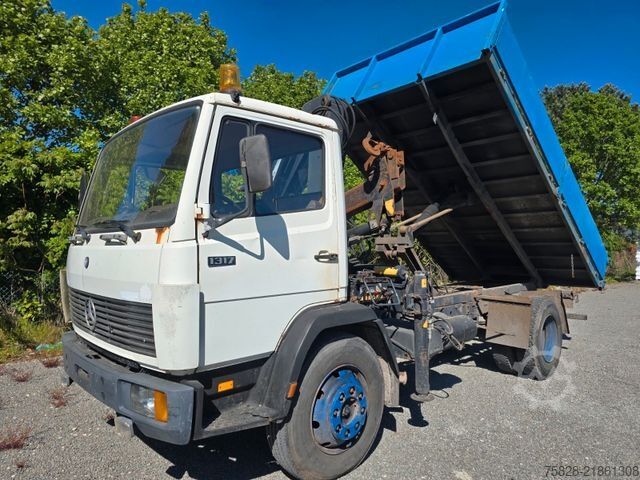 Tipper truck MERCEDES-BENZ Ecoliner 1317 / Kipper - Kran Hiab 090
