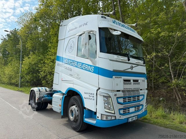 Standard tractor unit VOLVO FH500  mit Kompressor