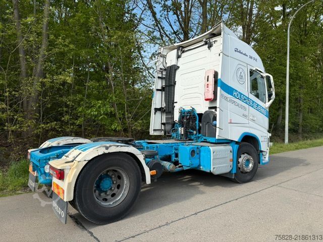 Standard tractor unit VOLVO FH500 mit Kompressor