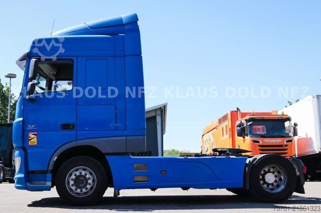 Standard tractor unit DAF XF 460 Space Cab XL-Tank Euro 6