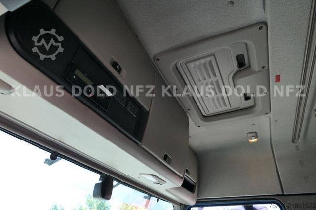 Standard tractor unit DAF XF 460 Space Cab XL-Tank Euro 6