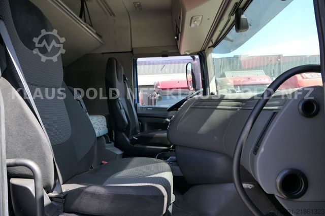 Standard tractor unit DAF XF 460 Space Cab XL-Tank Euro 6