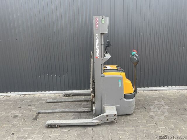 Pedestrian Stacker Jungheinrich EJC214b