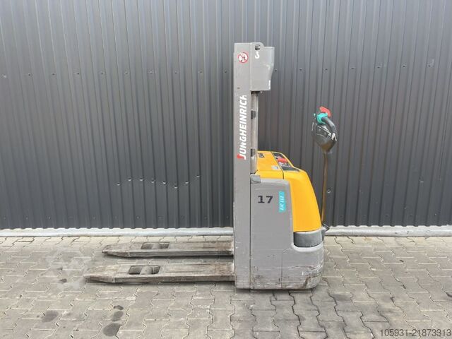 Pedestrian Stacker Jungheinrich EJC112