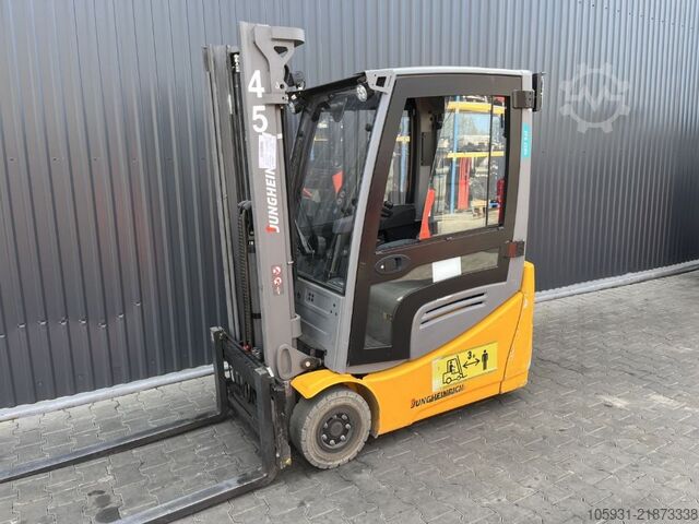 Electric 3-wheel forklift Jungheinrich EFG216k