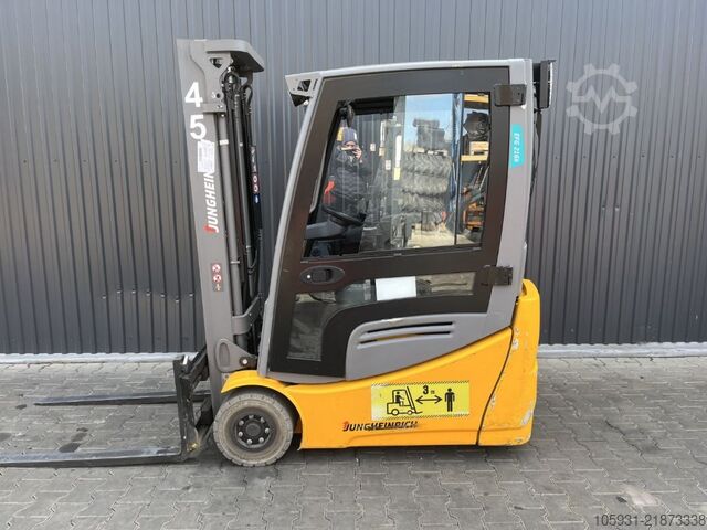 Electric 3-wheel forklift Jungheinrich EFG216k