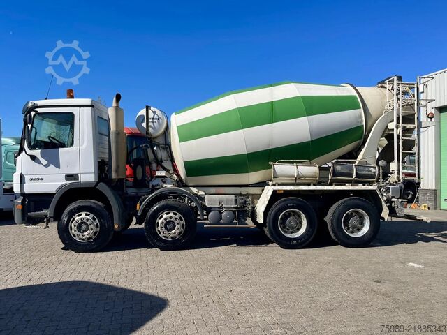 Blender Mercedes-Benz Actros 3236 8X4 Manual SCHWING Stetter, 10 m3 G...
