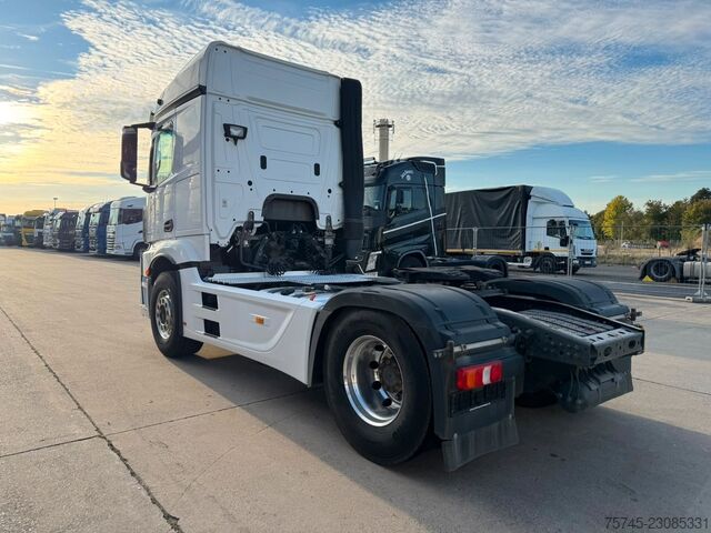 Standard SZM MERCEDES-BENZ ACTROS 1843 * RETARDER * ALCOA * VOLLVERKLEIDUNG