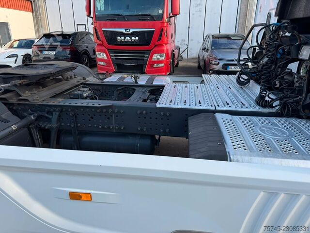 Standard SZM MERCEDES-BENZ ACTROS 1843 * RETARDER * ALCOA * VOLLVERKLEIDUNG