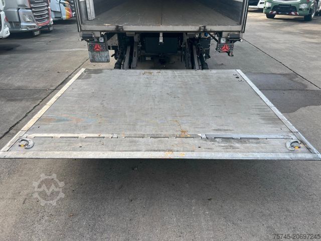 Box semitrailer  WÜLLHORST *NEUWERTIG* 2T LBW * LIFT * LENK * AHK