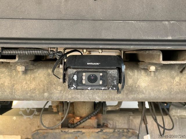 Box semitrailer  WÜLLHORST *NEUWERTIG* 2T LBW * LIFT * LENK * AHK