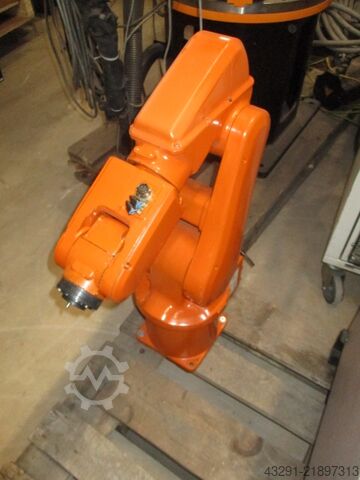 Industrial robot ABB Robotics IRB120 IRC5 M2004