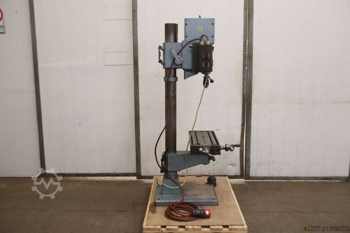 MK3 bench drill with cross table Strands S68