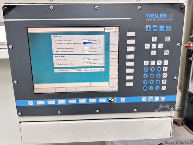 Cycle-controlled lathe WEILER E 35 D