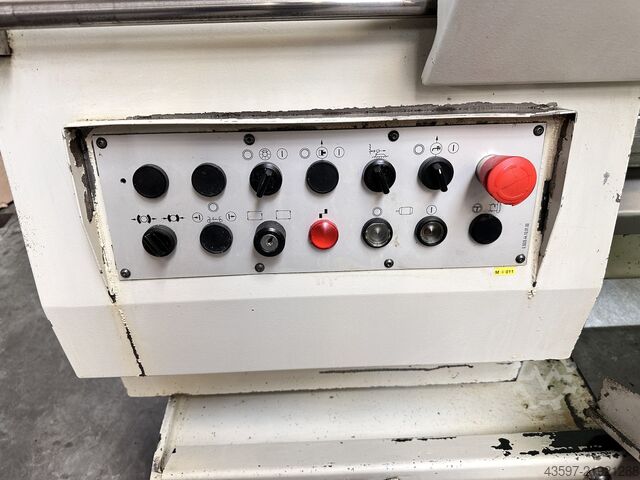 Cycle-controlled lathe WEILER E 35 D