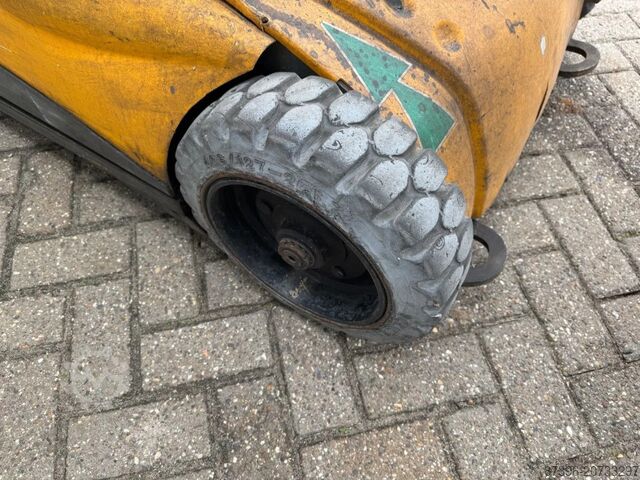 Teleskopbühne Haulotte Star 10 Hoogwerker Masthoogwerker