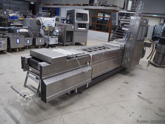 Thermoformer Multivac R 230 MC