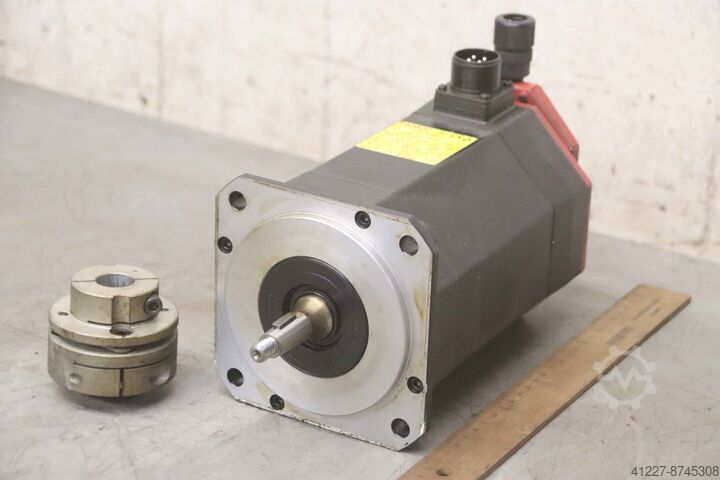 Servomotor 1,6 kW 3000 U/min Fanuc Santenberg A06B-0227-B000 GTC S 2
