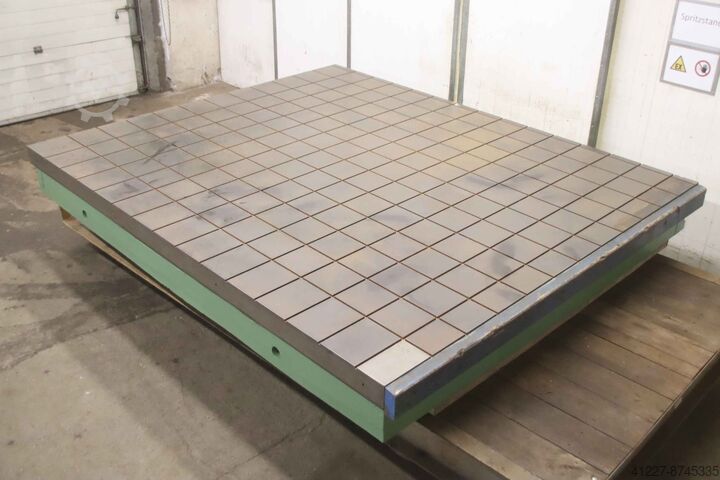 Clamping plate unbekannt 3000/2500/H300 mm