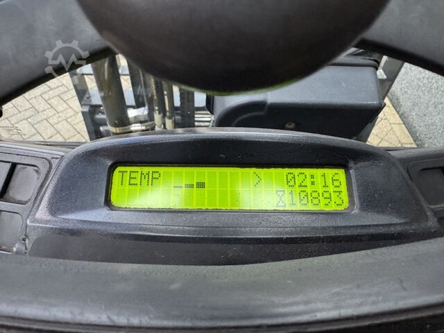 Hyster H3.0FT Duplo 300 Seitenschieber / Gabelversteller LPG 2018 HYSTER H3.0FT Duplo 300 Sideshift / Vorkversteller LPG 2018