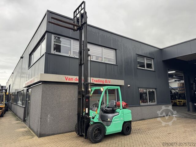 Mitsubishi FG35N Triplo 475 Freelift / Seitenschieber LPG 2010 MITSUBISHI FG35N Triplo 475 Freelift / Sideshift LPG 2010