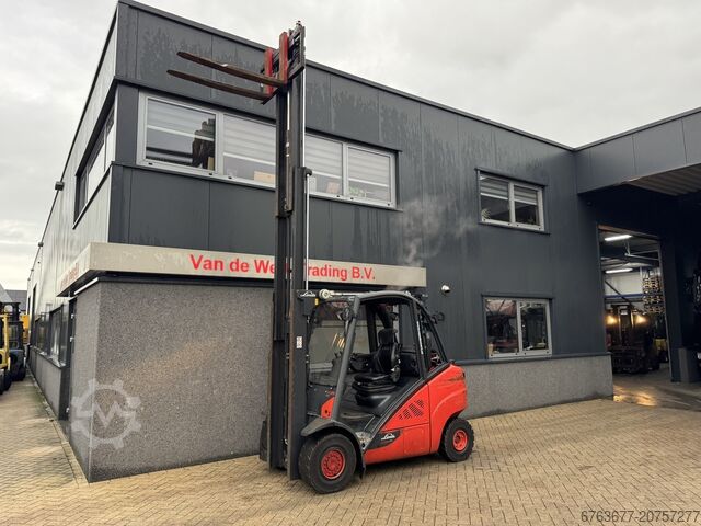Linde H35T-02 Triplo 465 Freelift / Seitenschub / Wiegesystem LPG 2017 LINDE H35T-02 Triplo 465 Freelift / Sideshift / weegsysteem LPG 2017