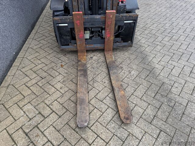 Linde H35T-02 Triplo 465 Freelift / Seitenschub / Wiegesystem LPG 2017 LINDE H35T-02 Triplo 465 Freelift / Sideshift / weegsysteem LPG 2017