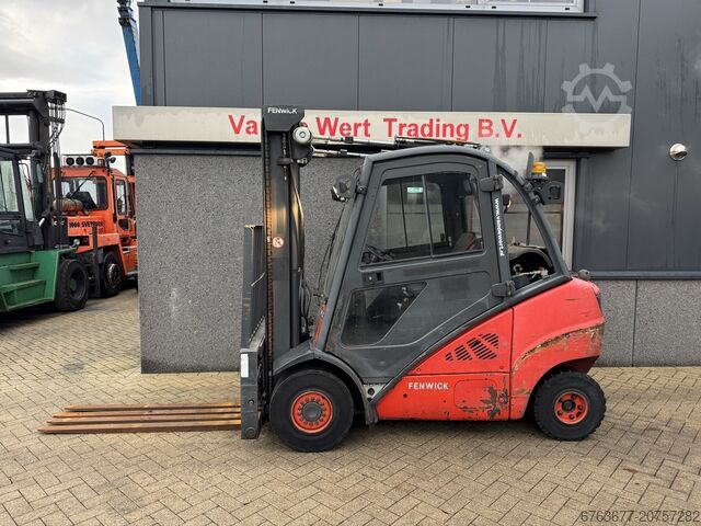 Linde H30T-01 Duplo 365 mit Seitenschieber / Gabelversteller LPG 2012 LINDE H30T-01 Duplo 365 Sideshift / Vorkversteller LPG 2012