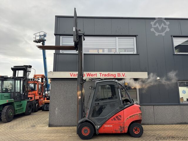 Linde H30T-01 Duplo 365 mit Seitenschieber / Gabelversteller LPG 2012 LINDE H30T-01 Duplo 365 Sideshift / Vorkversteller LPG 2012